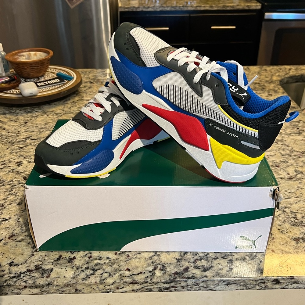 US9(Eur42)-RS-X Toys Puma